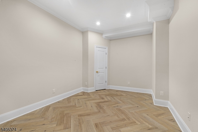 502 Tiffany Way Watchung, NJ 07069 - Photo 34 of 41 a view of an empty room