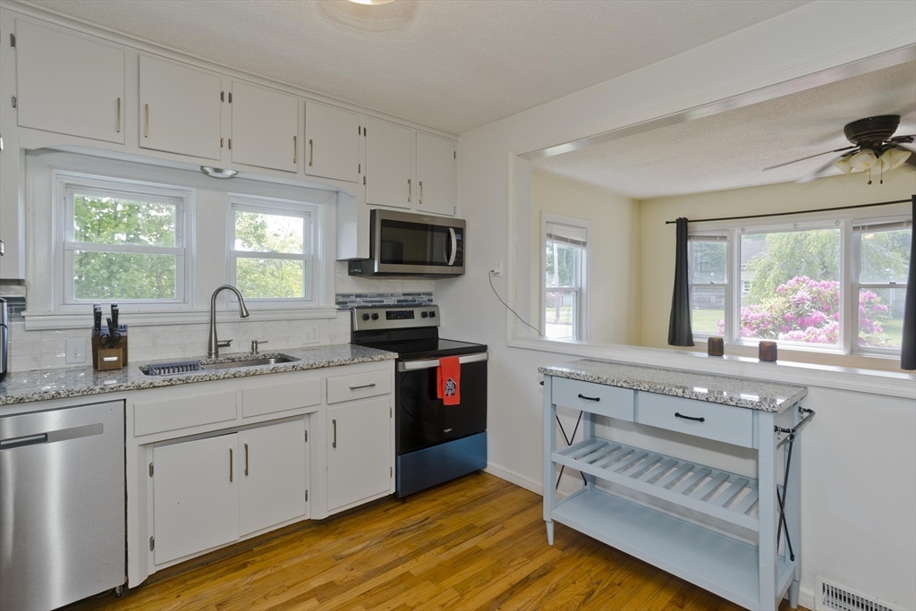 30 Cady Street Ludlow, MA 01056 - Photo 5 of 25