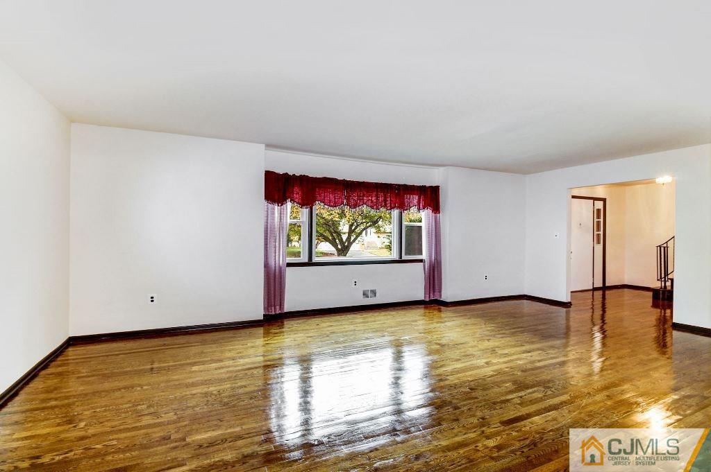 3 Rieder Court Somerset, NJ 08873 - Photo 3 of 22 Gallery Image 3