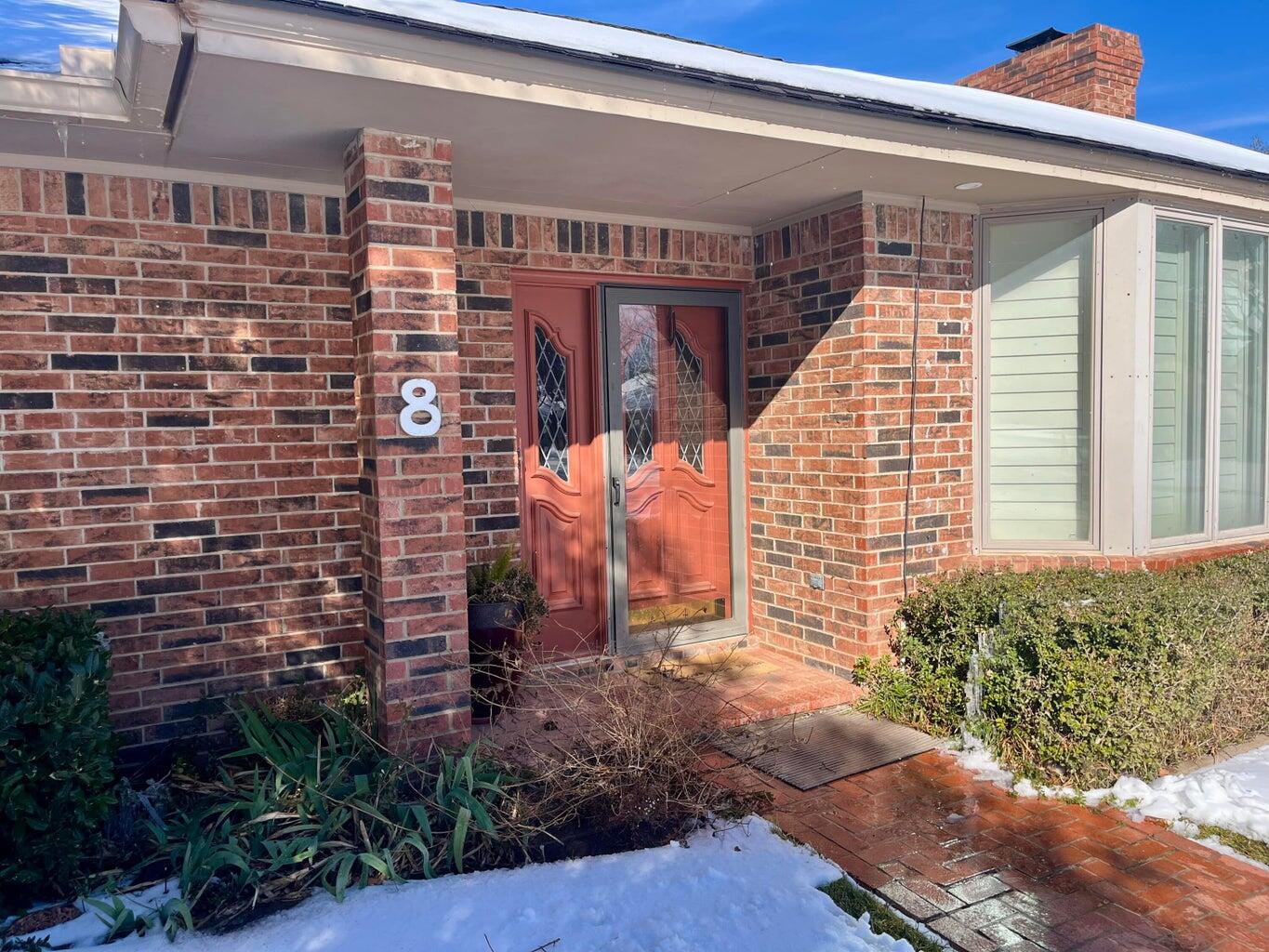 8 Westridge Square Plainview, TX 79072 - Photo 8 of 41 a view of a brick building
