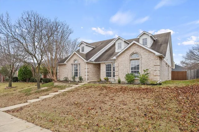 $2,400 | 703 Primrose Lane, Rockwall, TX 75032