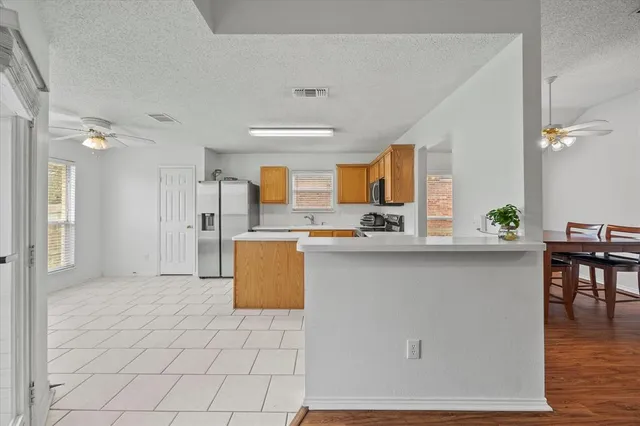 $2,400 | 703 Primrose Lane, Rockwall, TX 75032