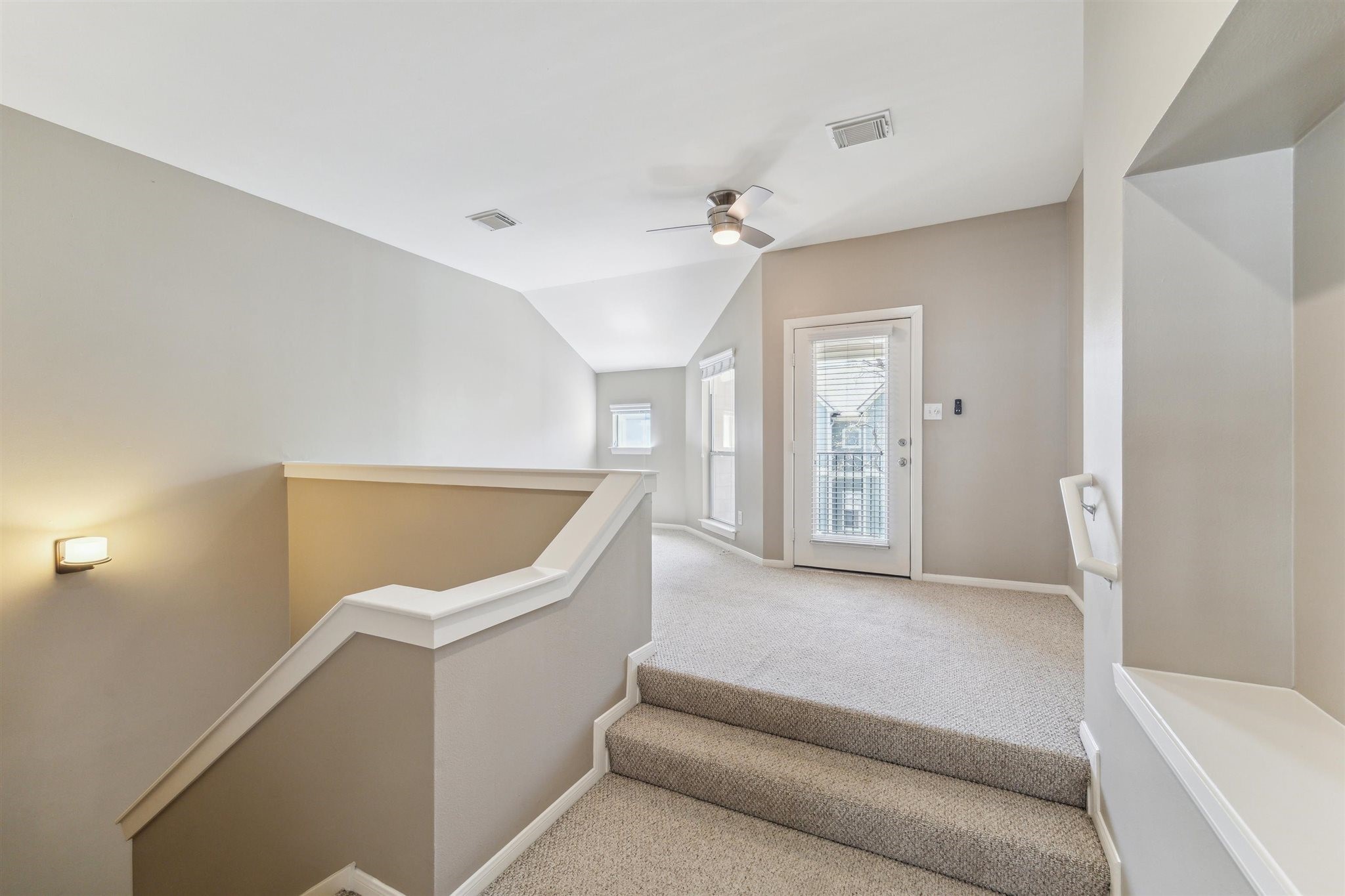 1730 Bevis Street Houston, TX 77008 - Photo 21 of 29 Flex space and patio on the third floor