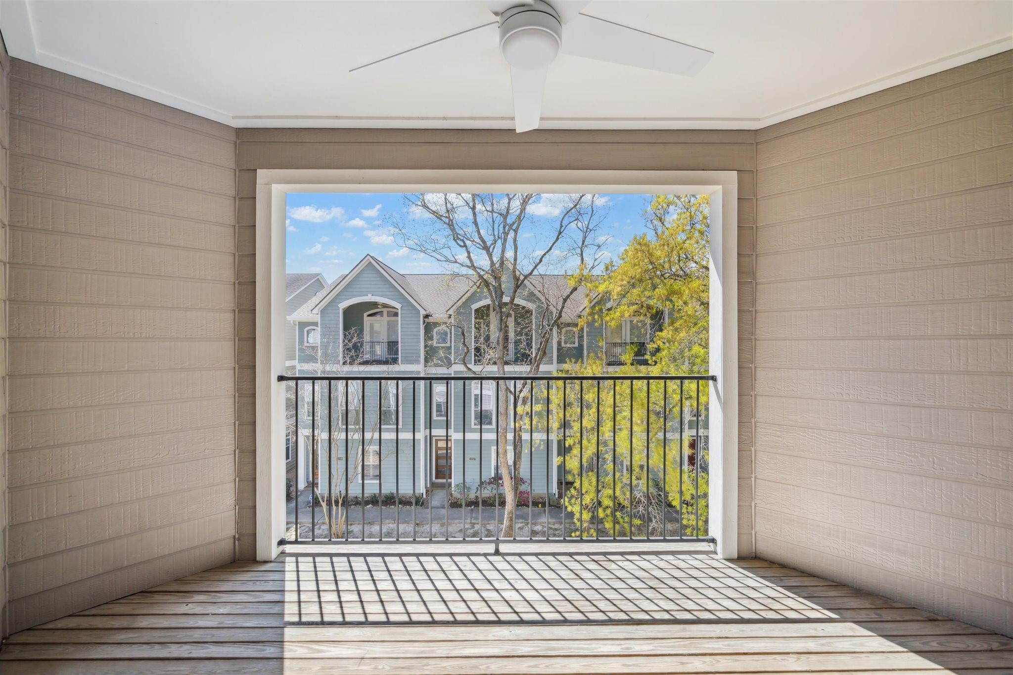 1730 Bevis Street Houston, TX 77008 - Photo 25 of 29 Your own private patio to enjoy a morning coffee or evening cocktail