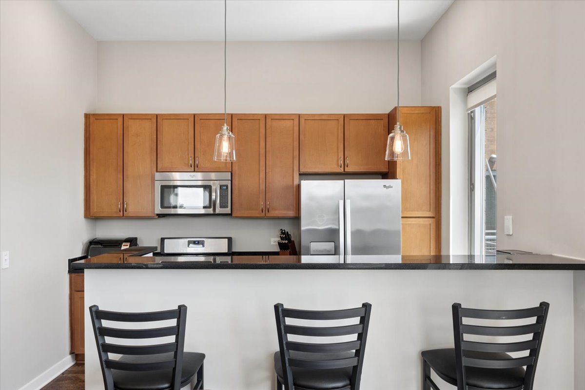 3920 North Sheridan Road, Unit 505 Chicago, IL 60613 - Photo 14 of 26