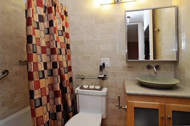 720 West Gordon Terrace, Unit 17M Chicago, IL 60613 - Photo 6 of 10