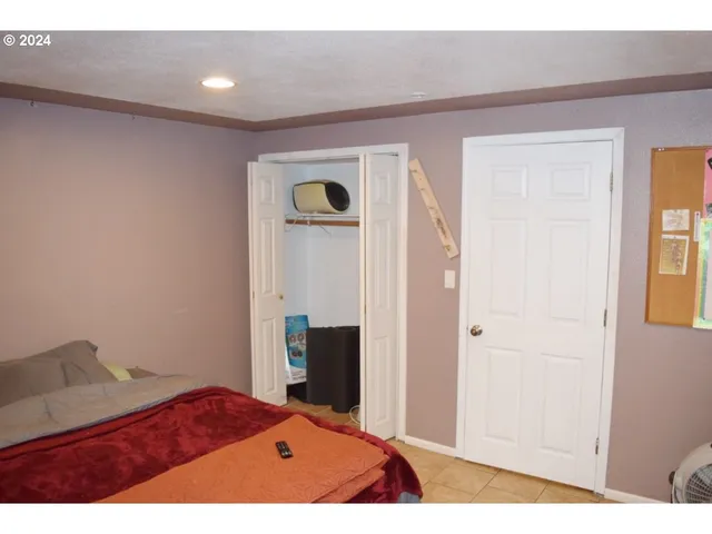 $359,000 | 454 East Main Street, Athena, OR 97813