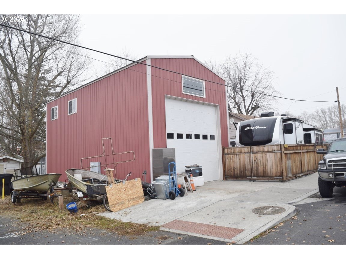 454 East Main Street Athena, OR 97813 - Photo 29 of 36