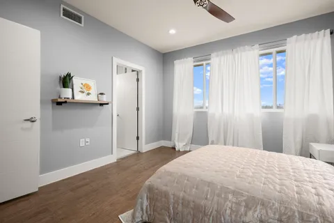 $250,000 | 604 North Bluff Drive, Unit 235, Austin, TX 78745