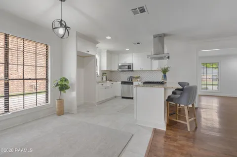 $255,000 | 307 Celeste Drive, New Iberia, LA 70560