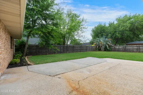 $255,000 | 307 Celeste Drive, New Iberia, LA 70560