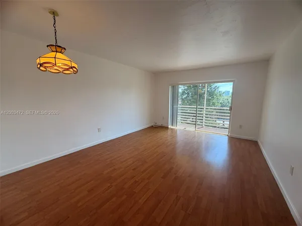 $1,800 | 20200 Northeast 27th Court, Unit 35, Aventura, FL 33180