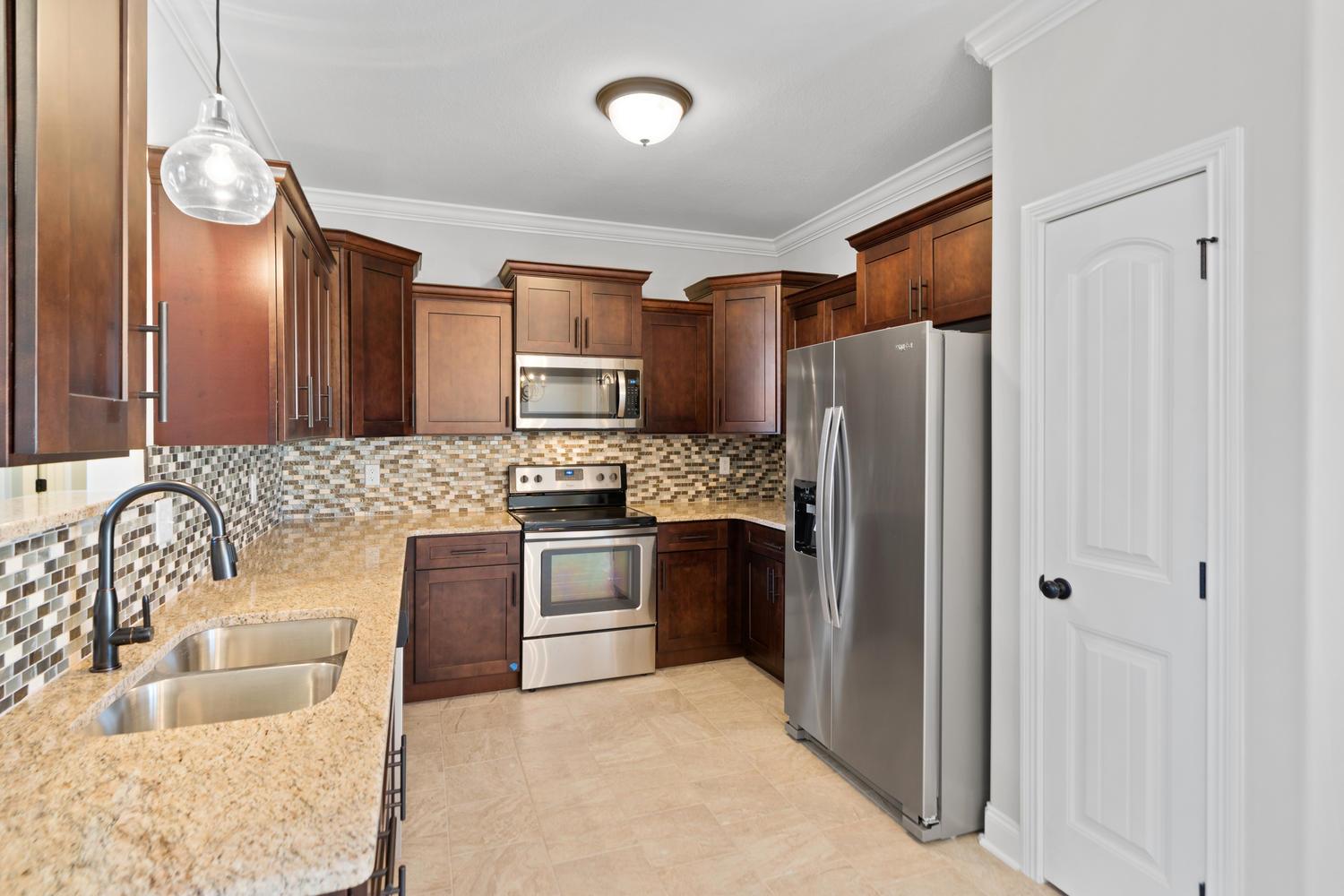 100 Locust Run Clarksville, TN 37043 - Photo 5 of 21 Gallery Image 5