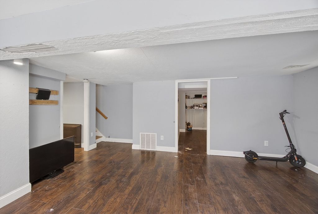 89 Goodale Street Haverhill, MA 01830 - Photo 14 of 23