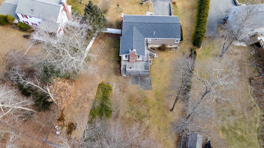 20 Spring Valley Road Burlington, MA 01803 - Photo 5 of 42 Gallery Image 5