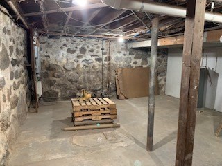 165 Concord Road, Unit 2 Bedford, MA 01730 - Photo 12 of 14