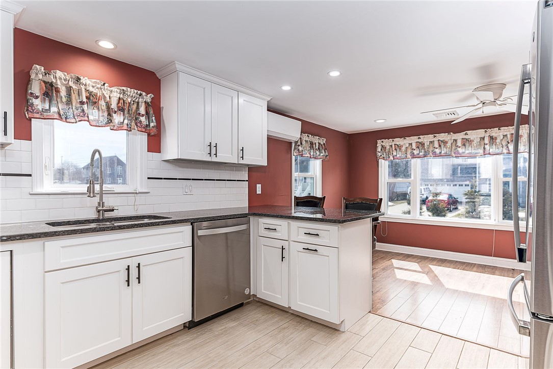 121 Tupelo Road South Kingstown, RI 02879 - Photo 7 of 33 Gallery Image 7