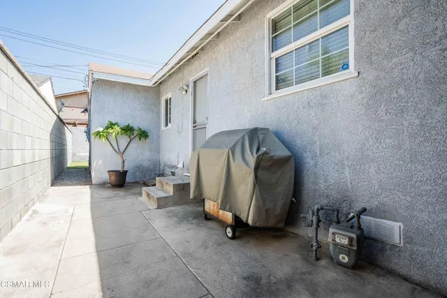 a view of livingroom with furniture and stairs
