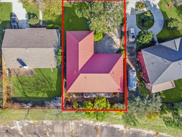 $975,000 | 4505 Mimosa Drive, Bellaire, TX 77401