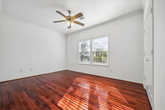 $975,000 | 4505 Mimosa Drive, Bellaire, TX 77401