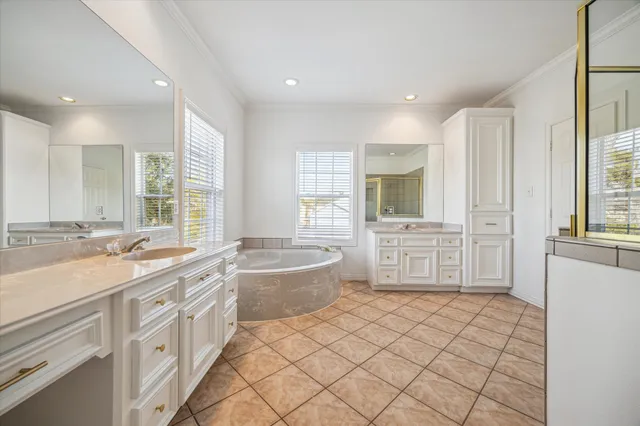 $975,000 | 4505 Mimosa Drive, Bellaire, TX 77401