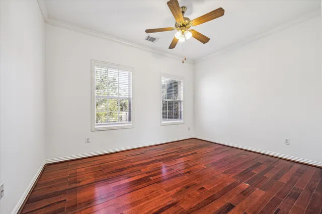 $975,000 | 4505 Mimosa Drive, Bellaire, TX 77401