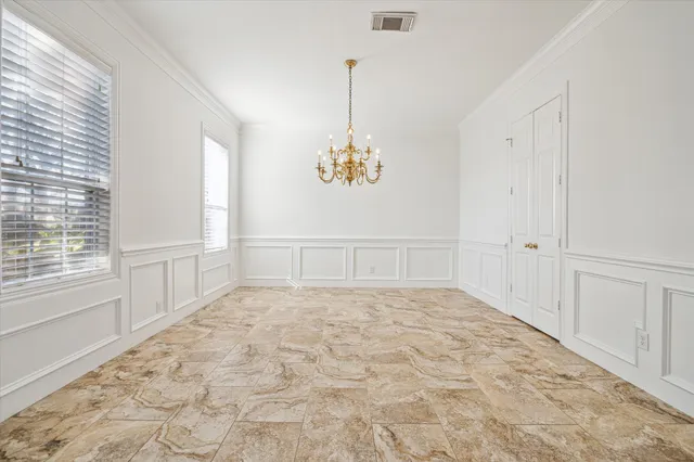 $975,000 | 4505 Mimosa Drive, Bellaire, TX 77401