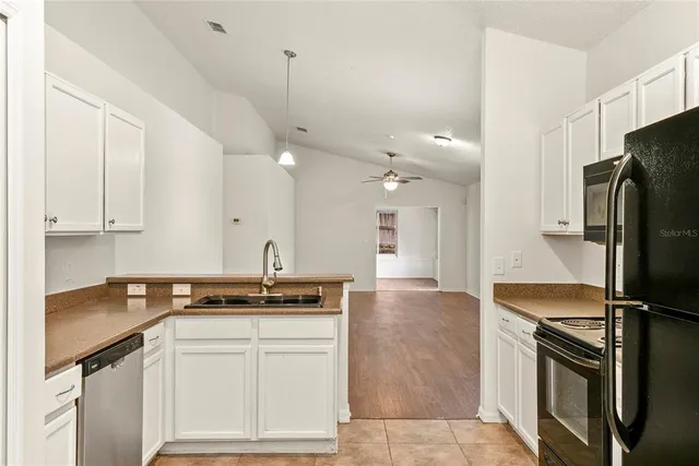 $2,000 | 333 Bay Street, Apopka, FL 32712