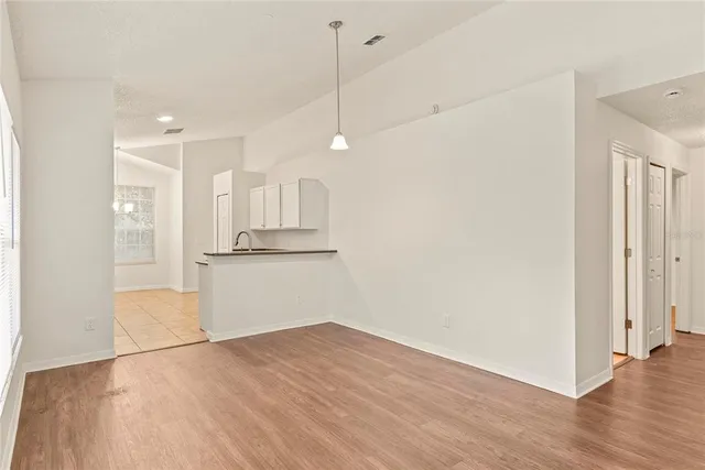 $2,000 | 333 Bay Street, Apopka, FL 32712