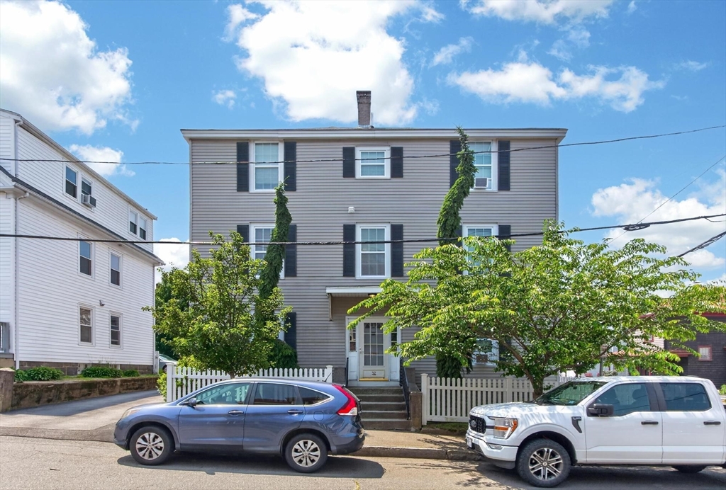 32 Arthur Street, Unit 2 Beverly, MA 01915 - Photo 3 of 36