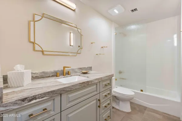 $4,500,000 | 5984 North Echo Canyon Drive, Phoenix, AZ 85018