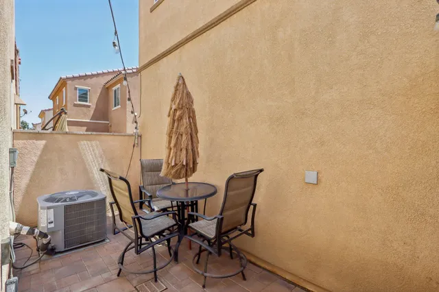 $455,000 | 414 Via De La Paz, Palm Desert, CA 92211