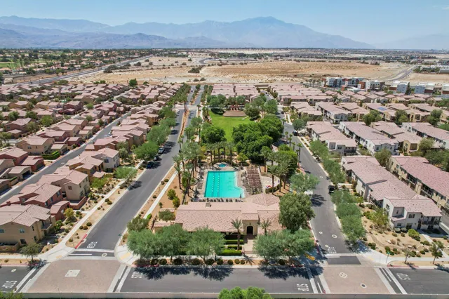 $455,000 | 414 Via De La Paz, Palm Desert, CA 92211