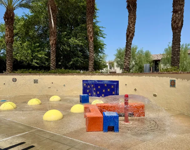 $455,000 | 414 Via De La Paz, Palm Desert, CA 92211