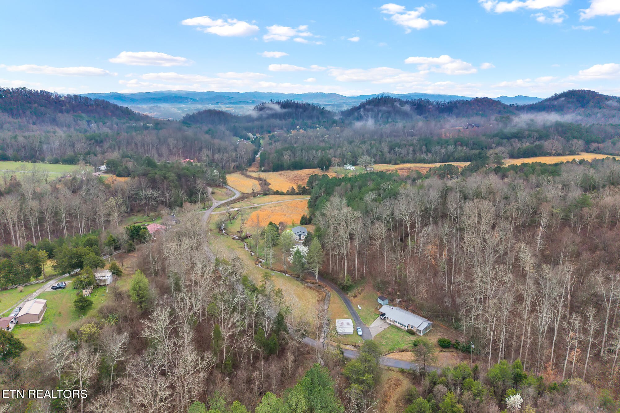 144 Cagle Road Tellico Plains, TN 37385 - Photo 14 of 34