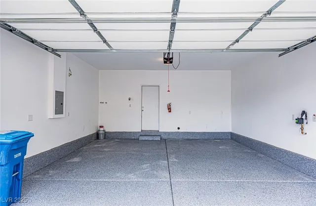 $1,800 | 5730 Sky Pointe Drive, Unit 171, Las Vegas, NV 89130