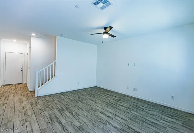 $1,800 | 5730 Sky Pointe Drive, Unit 171, Las Vegas, NV 89130