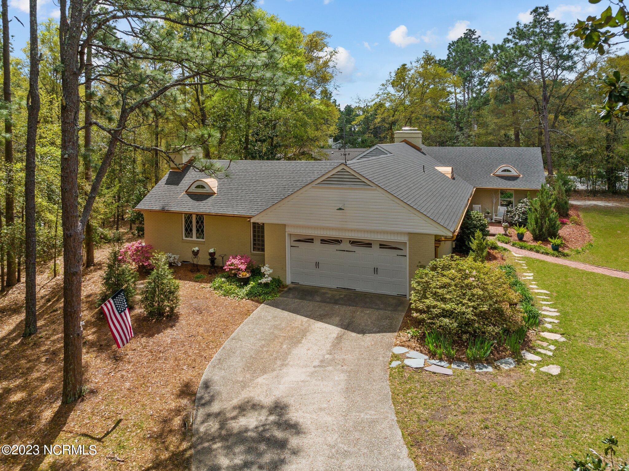 85 Shaw Road Southwest Pinehurst, NC 28374 - Photo 2 of 38 85 Shaw Road SW