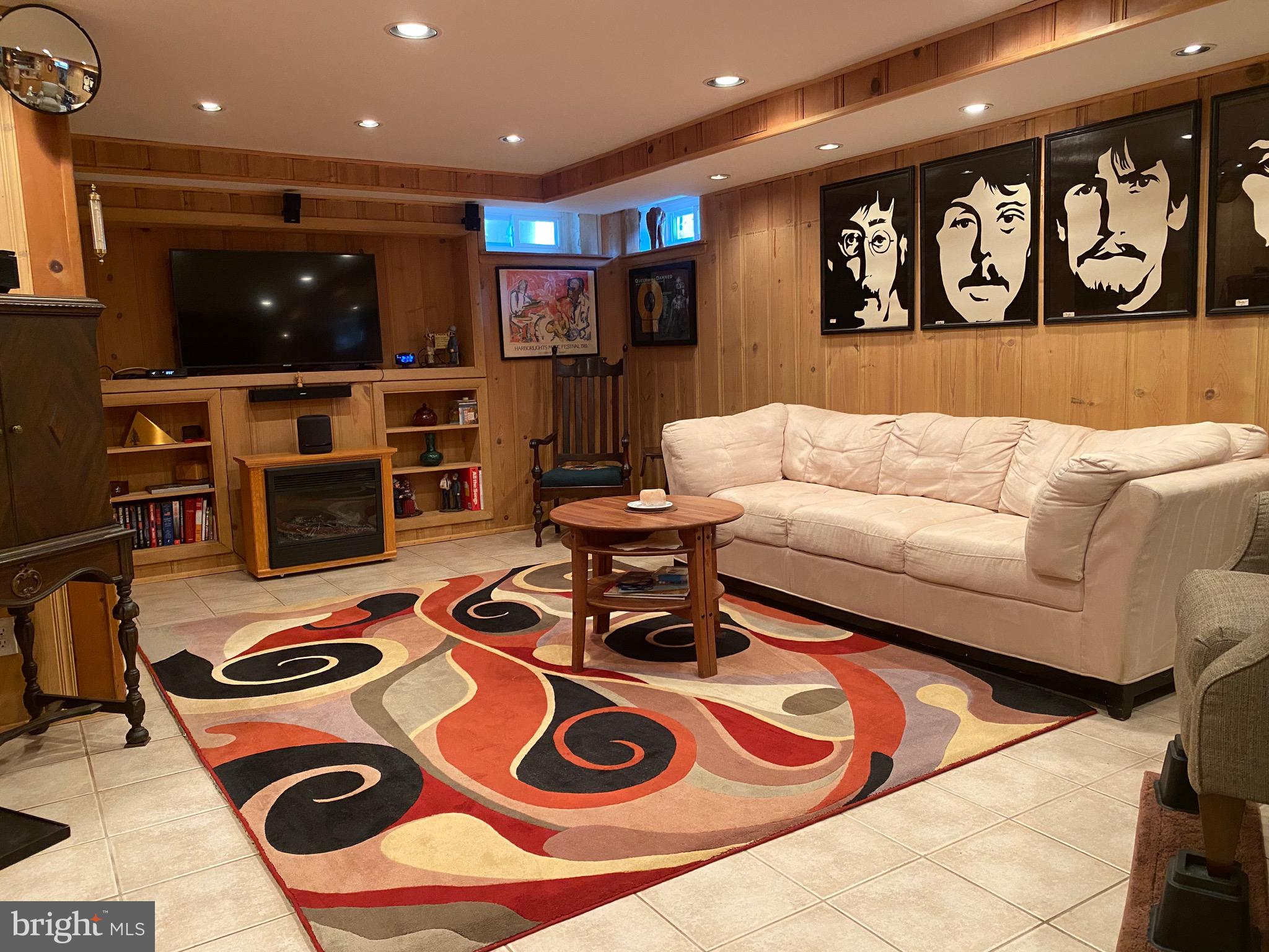 910 Shelley Road Baltimore, MD 21286 - Photo 22 of 33 Gallery Image 22