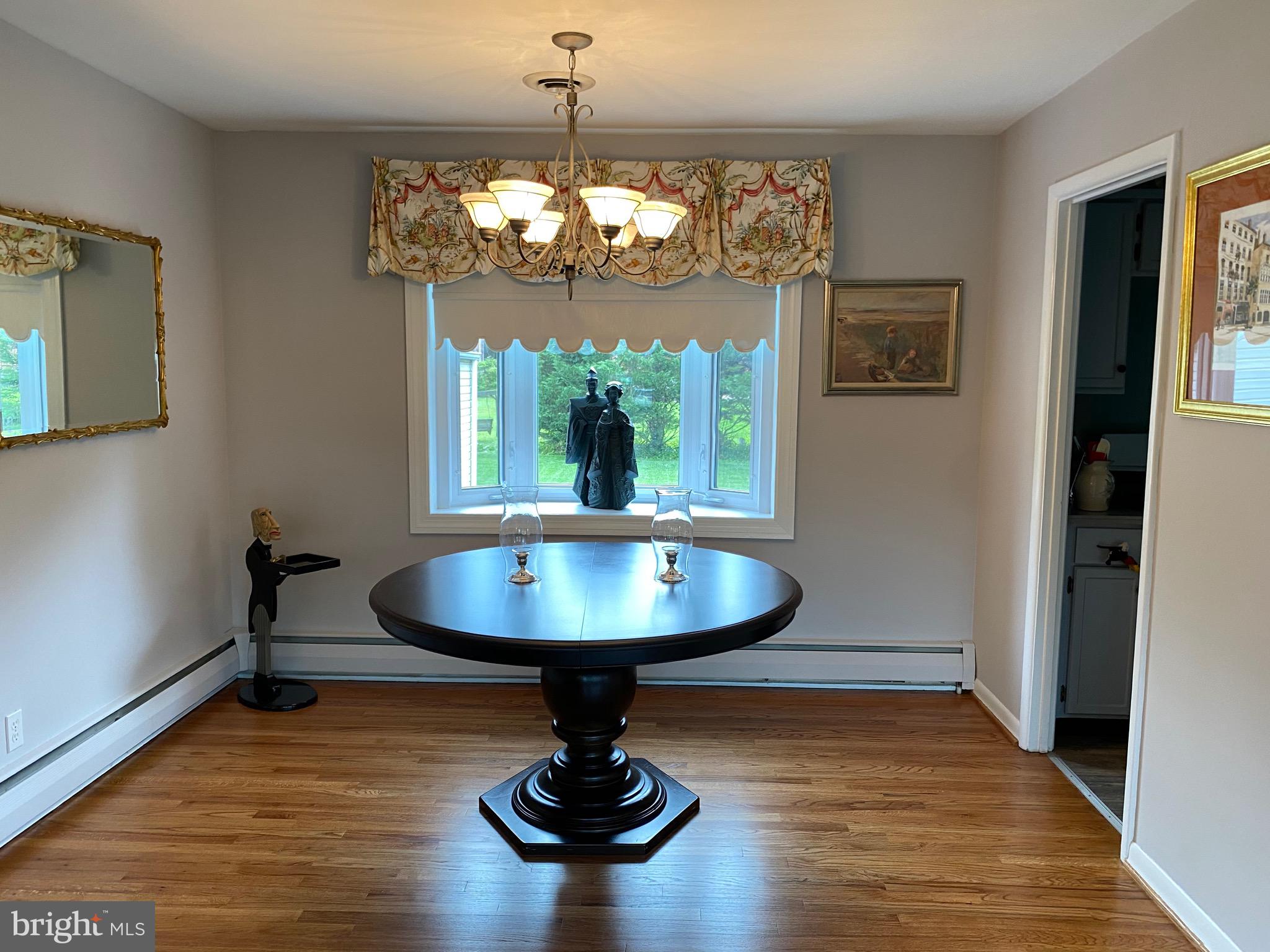 910 Shelley Road Baltimore, MD 21286 - Photo 6 of 33 Gallery Image 6