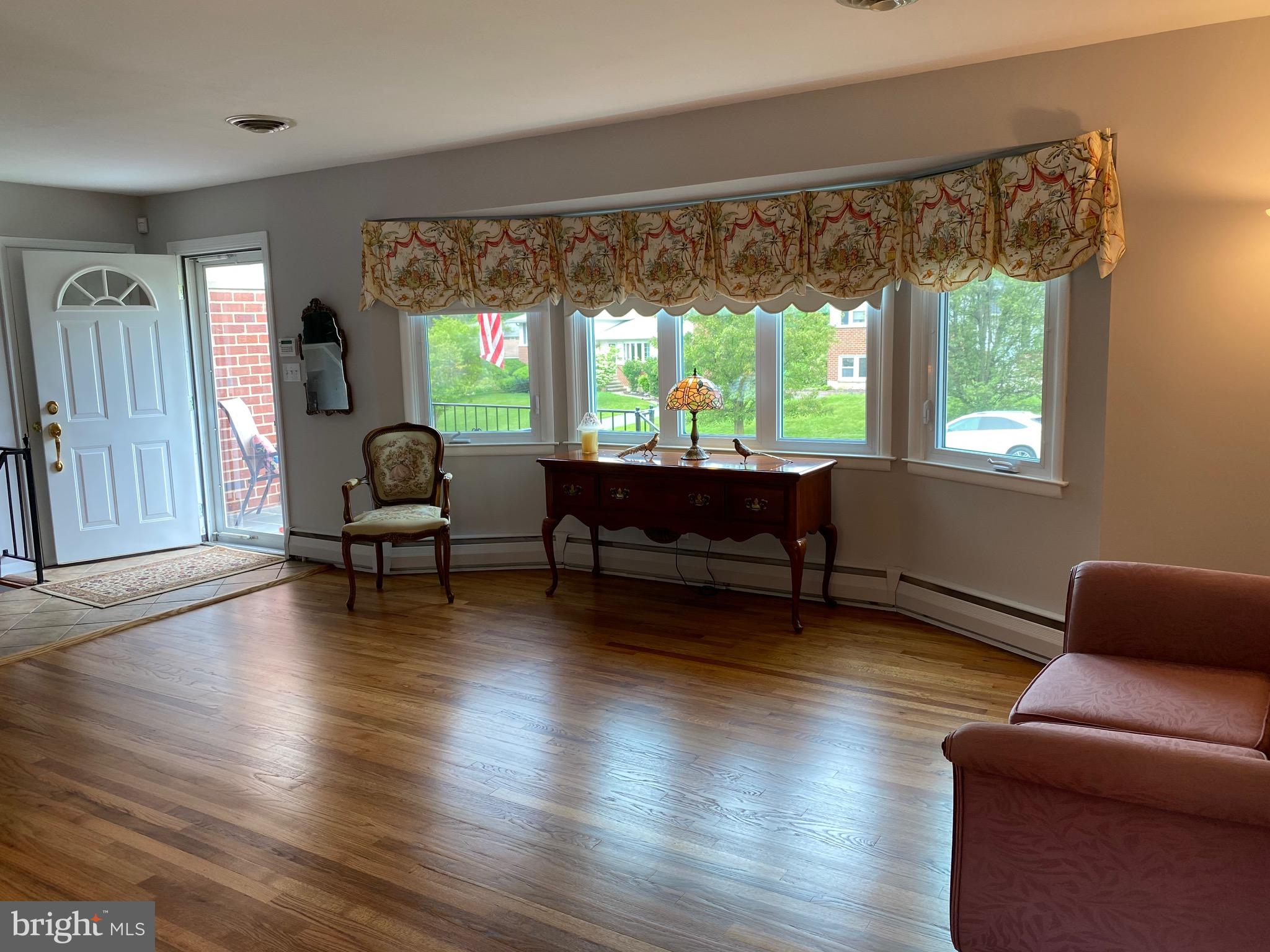 910 Shelley Road Baltimore, MD 21286 - Photo 7 of 33 Gallery Image 7
