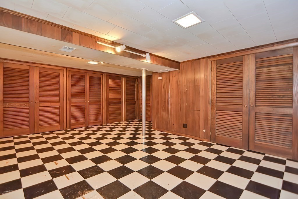 27 Country Corners Road Wayland, MA 01778 - Photo 34 of 42 Gallery Image 34