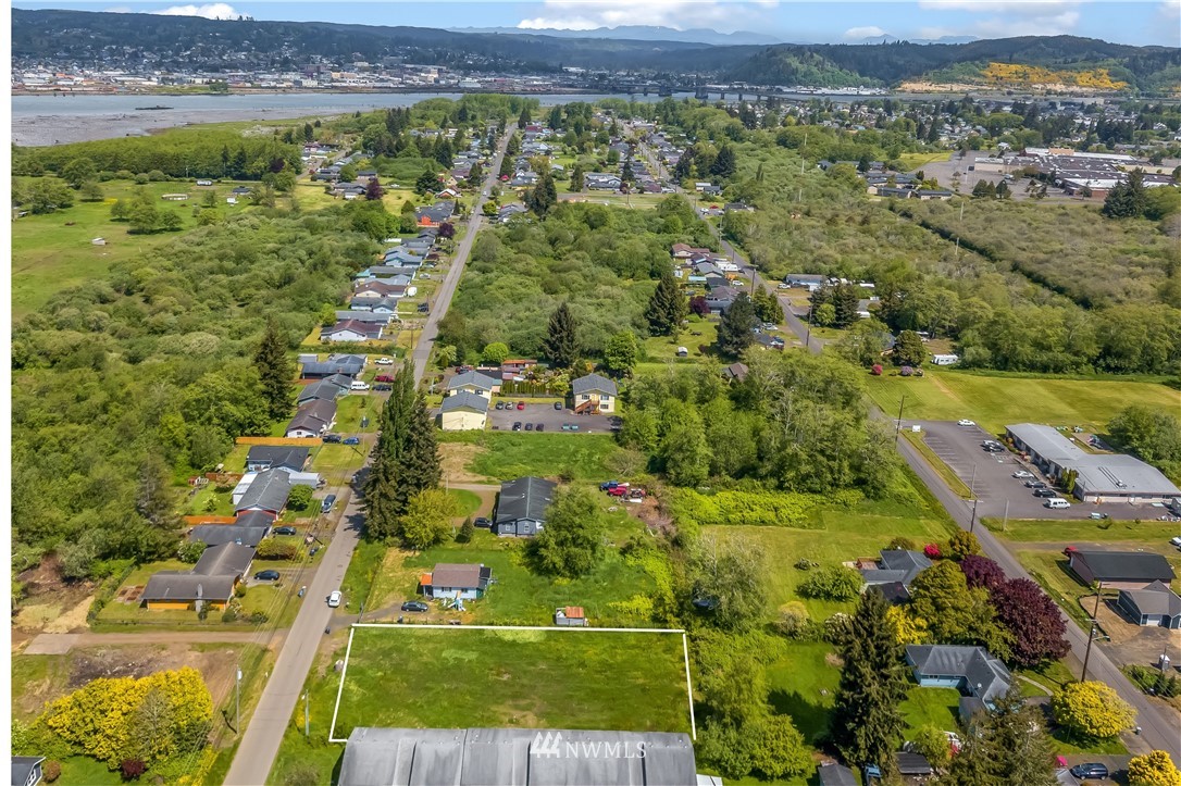 1904 Harding Road Aberdeen, WA 98520 - Photo 6 of 7 Gallery Image 6