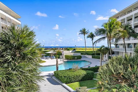 $2,450,000 | 2600 South Ocean Boulevard, Unit 102W, Palm Beach, FL 33480