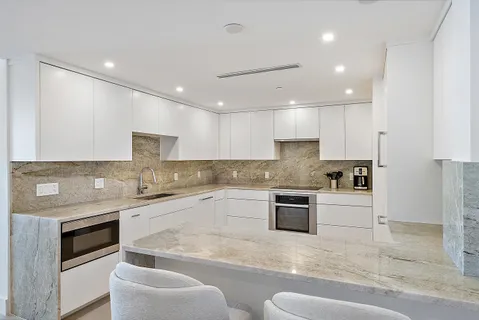 $2,450,000 | 2600 South Ocean Boulevard, Unit 102W, Palm Beach, FL 33480