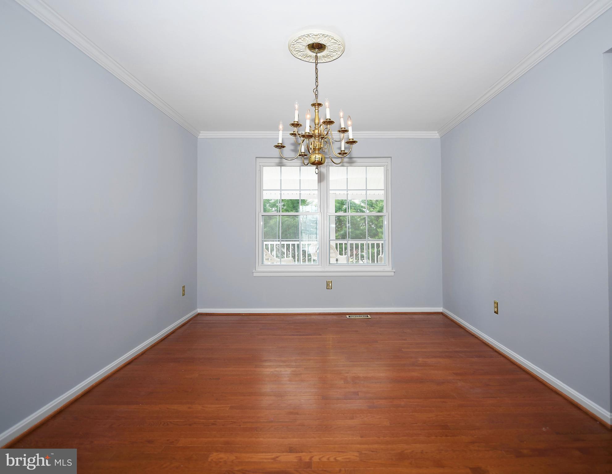 9003 Moonstone Road Baltimore, MD 21236 - Photo 15 of 44 Separate formal dining area.