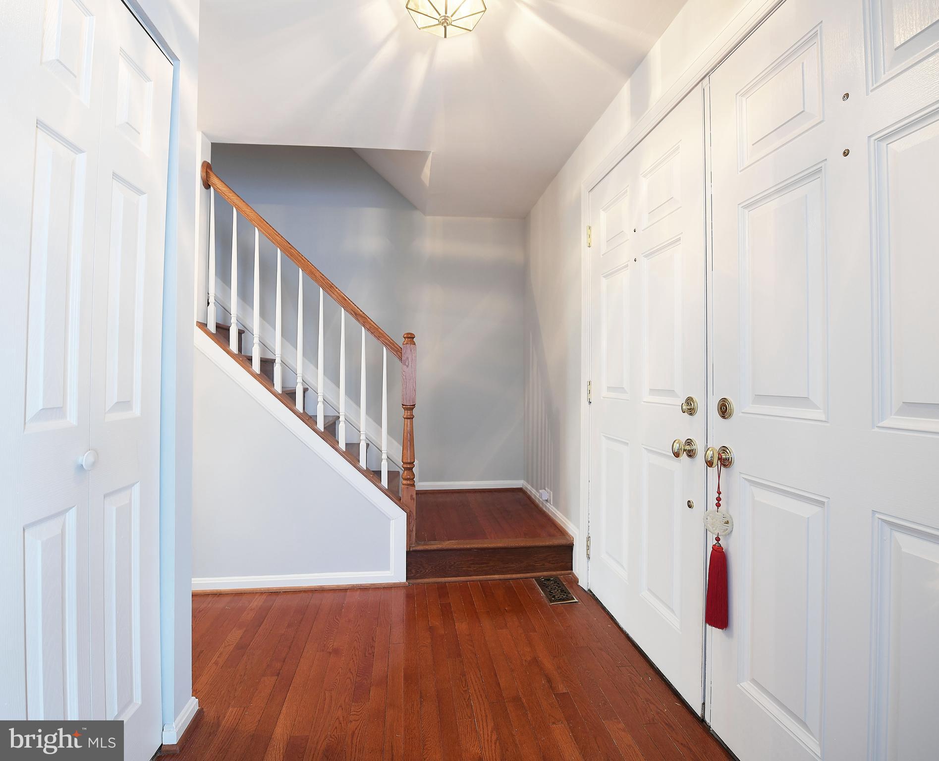 9003 Moonstone Road Baltimore, MD 21236 - Photo 17 of 44 Hardwood though out!