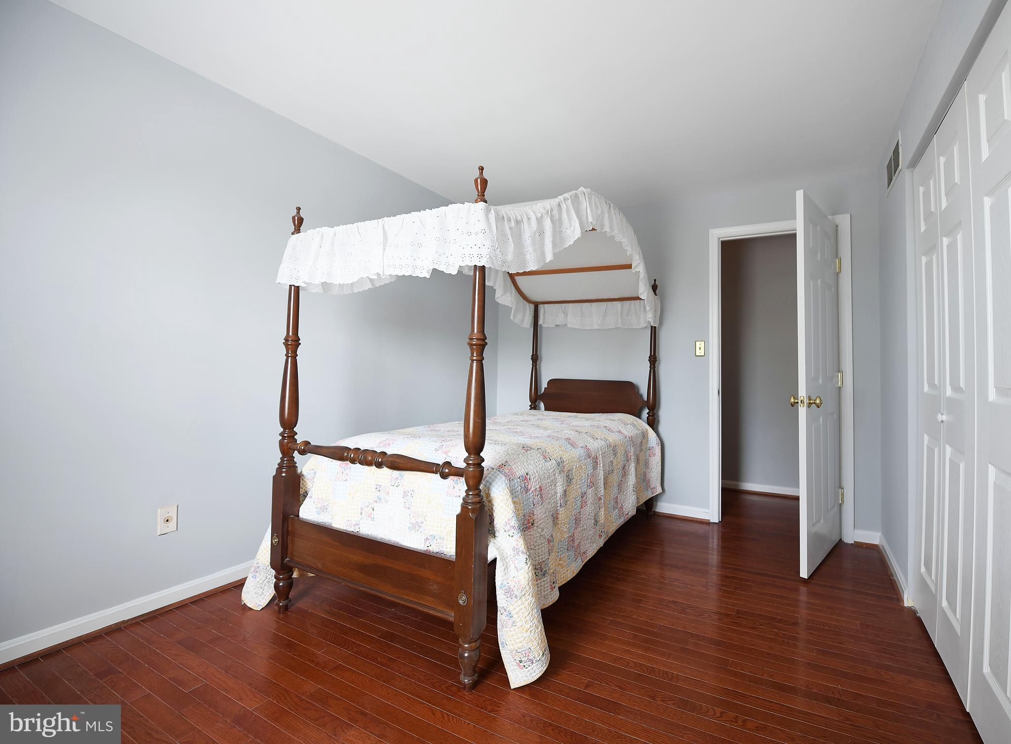9003 Moonstone Road Baltimore, MD 21236 - Photo 33 of 44 Bedroom 3 10x10