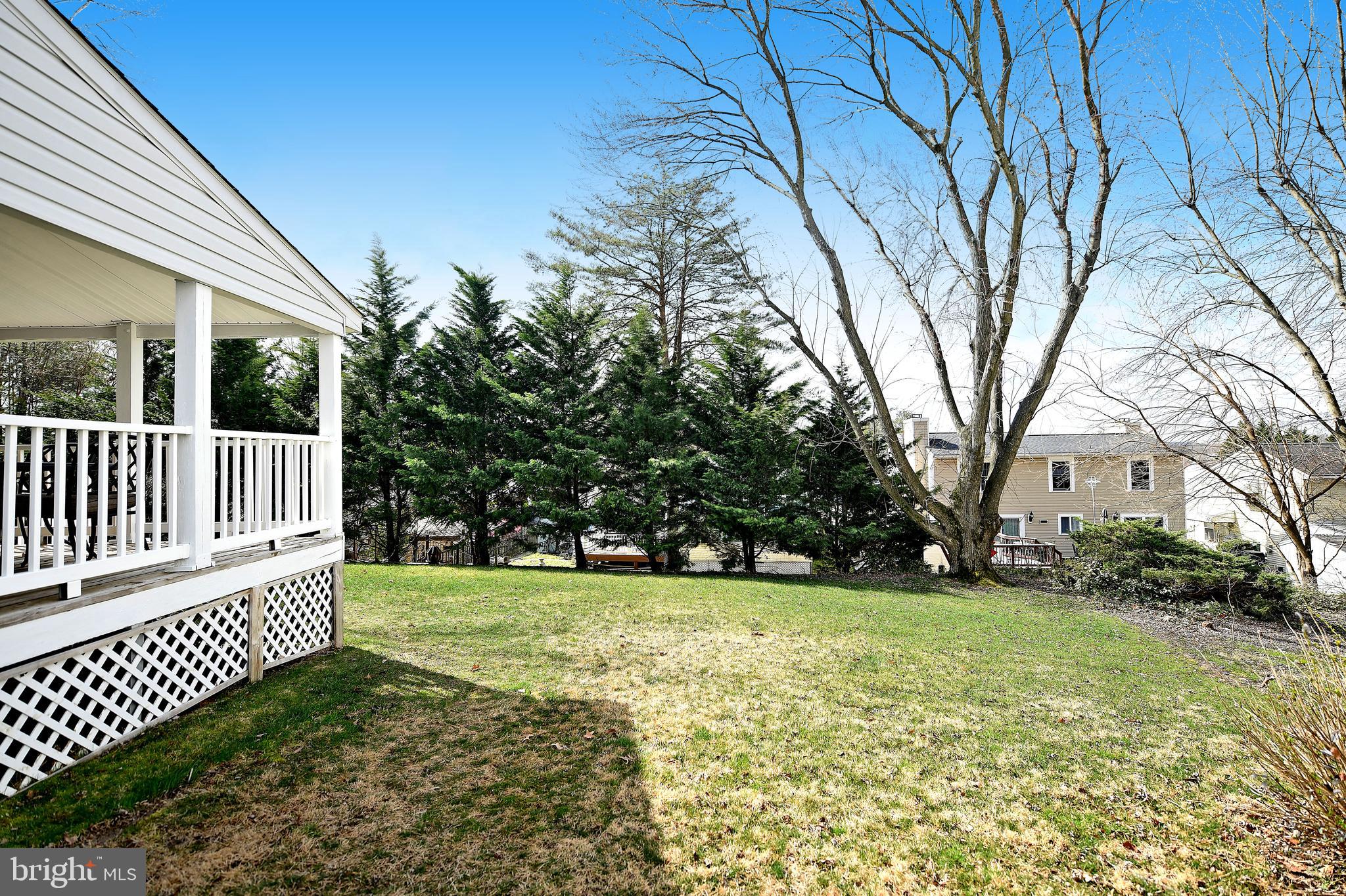 9003 Moonstone Road Baltimore, MD 21236 - Photo 43 of 44 Side yard view.