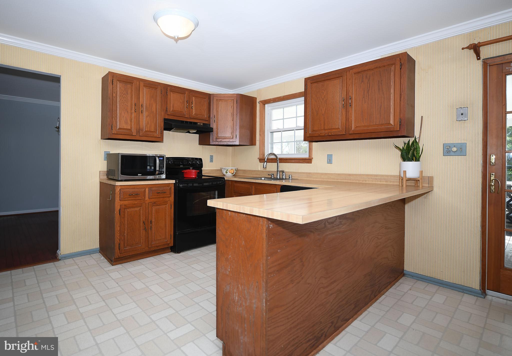 9003 Moonstone Road Baltimore, MD 21236 - Photo 9 of 44